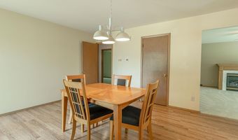 518 Topaz Ln, Madison, WI 53714