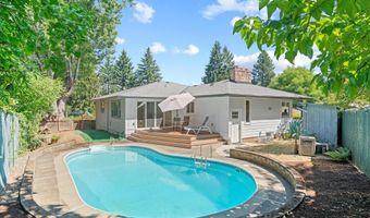 4512 SE GARRETT Cir, Milwaukie, OR 97222
