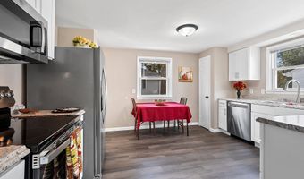 2500 S JEFFERSON St, Appleton, WI 54915