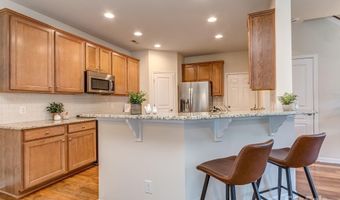 2203 Whitford Ln, Charlotte, NC 28210