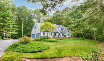 20 Beechwood Dr, Cranston, RI 02921