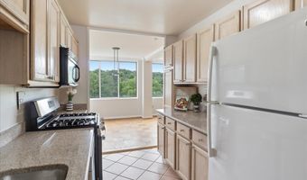 6641 WAKEFIELD Dr 703, Alexandria, VA 22307