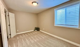 280 Juniper St, Buffalo, WY 82834