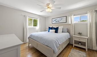 522 Mackey Ave, Belford, NJ 07718