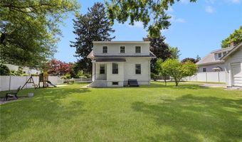 110 Spofford Ave, Warwick, RI 02888