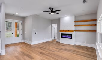 154 Bethany St, Tallapoosa, GA 30176