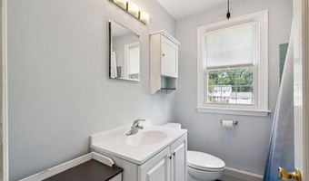 916 DAVIS Rd, Ambler, PA 19002