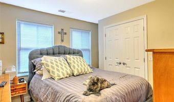 187 Washington Rd, Barrington, RI 02806