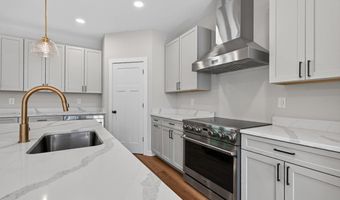 88 MALLARD Dr, Basye, VA 22810