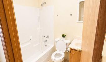 3658 N Meadow Mill Dr, Arnold, MO 63010