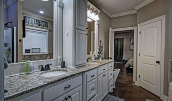 217 Stonebridge Blvd, Brandon, MS 39042