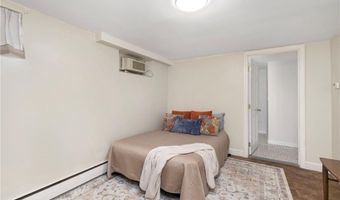 103 BIRCHWOOD Dr, North Kingstown, RI 02852