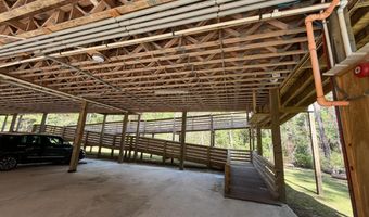 4050 Ninth St, Bay St. Louis, MS 39520