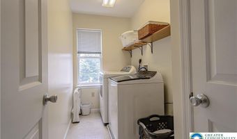 1276 Old Gate Rd, Allen, PA 18067