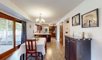 211 N 5TH Ave, Abbotsford, WI 54405
