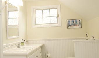 67 Spyglass Hill Rd, Barnstable, MA 02630
