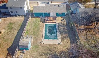 4055 Farmstead St, Bel Aire, KS 67220