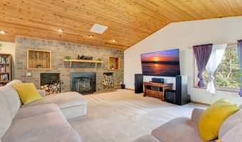 14231 Hancock Dr, Anchorage, AK 99515
