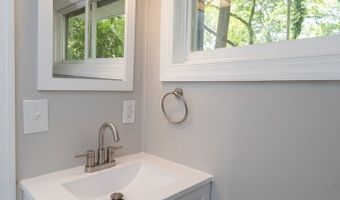 103 Harrisburg, Abbeville, SC 29620