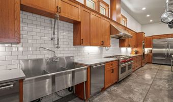 10771 E Langell Valley Rd, Bonanza, OR 97623