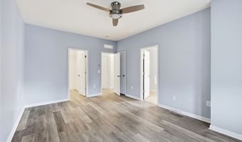 647 Briarcliff St, Apex, NC 27502
