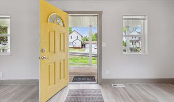 113 S Grover Ave, Alma, MI 48801