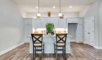 818 N McCloud Cir Unit 507, Andover, KS 67002