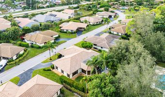 481 Forestview Dr, Atlantis, FL 33462