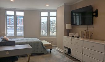 100 HARBORVIEW Dr 211, Baltimore, MD 21230