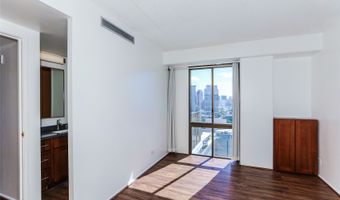 225 Queen St 20D, Honolulu, HI 96813