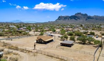 2235 E CODY St, Apache Junction, AZ 85119