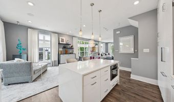 11336 EMERALD PARK Rd, Potomac, MD 20854