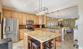 5518 LUMINAR POINTE Ln, Apollo Beach, FL 33572