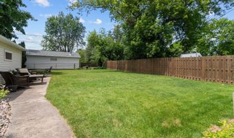 2213 N BENNETT St, Appleton, WI 54914