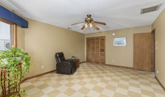 221 Smith St, Atlantic Beach, NC 28512