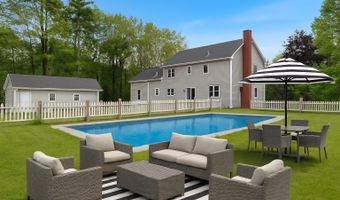 12 Summit Ter, Falmouth, ME 04105