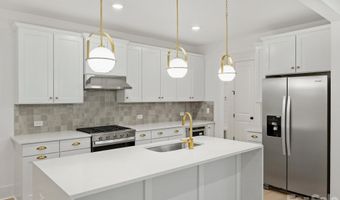 1125 E 35th St, Charlotte, NC 28205