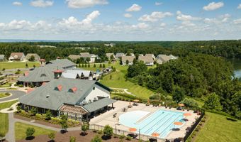 144 COWBIRD St, Lake Frederick, VA 22630