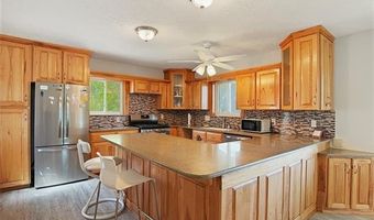 16431 Oak Hill Dr, Argentine, MI 48430