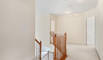10604 MAPLECREST Ln, Potomac, MD 20854