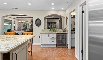9865 Edgelake Dr, La Mesa, CA 91941