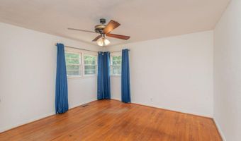 61 Bignon St, Barnwell, SC 29812