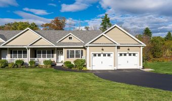 58 Granite Ln, Chester, NH 03036