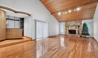 35 Greenlawn Rd, Amawalk, NY 10501