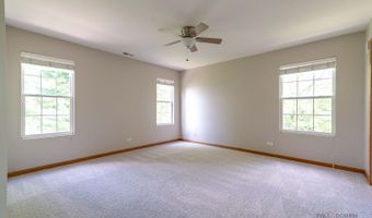 2636 Pondview Dr, Algonquin, IL 60102