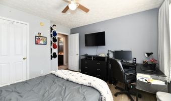 1174 Red Dunes Run, Avon, IN 46123