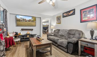 34 Colony Rd, Anderson, IN 46011