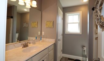 102 Shale Ct, Batesville, IN 47006