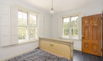 299 Davisville Rd, North Kingstown, RI 02852