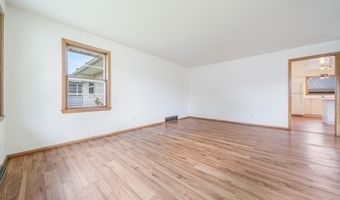 1500 E LINDBERGH St, Appleton, WI 54911